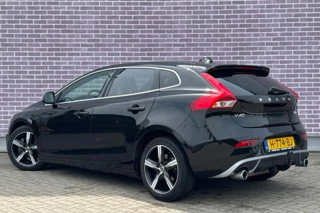 Volvo V40 (2020) thumbnail 4