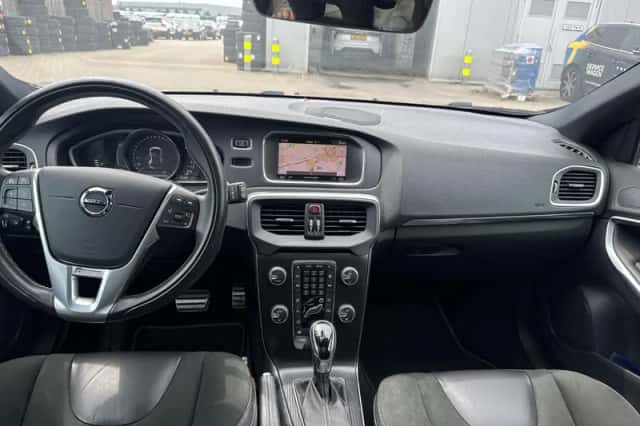 Volvo V40 (2020) thumbnail 5