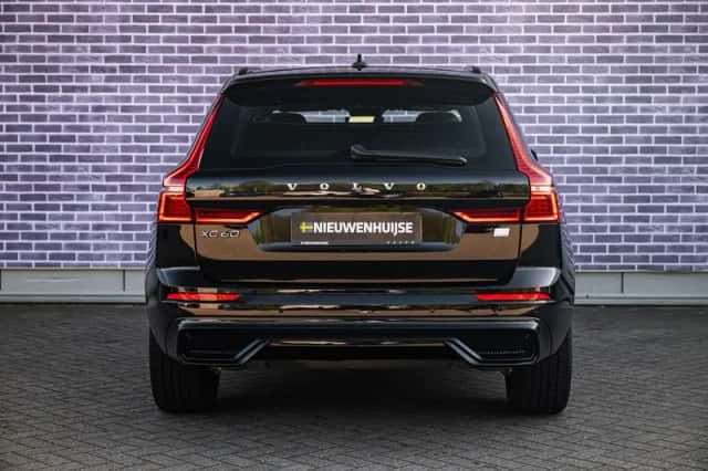 Volvo XC60 (2023) thumbnail 12
