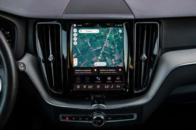 Volvo XC60 (2023) thumbnail 14