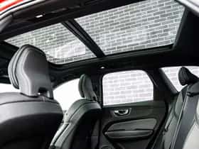 Volvo XC60 thumbnail 25
