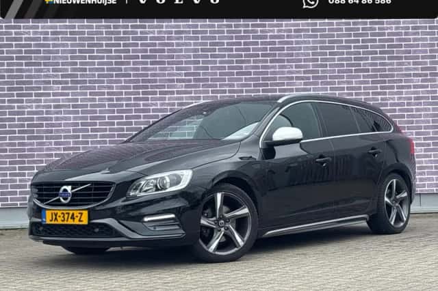 Volvo V60 (2016) thumbnail 1