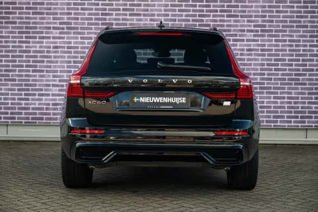 Volvo XC60 (2024) thumbnail 11