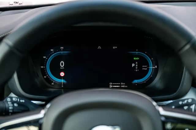 Volvo XC60 (2024) thumbnail 15