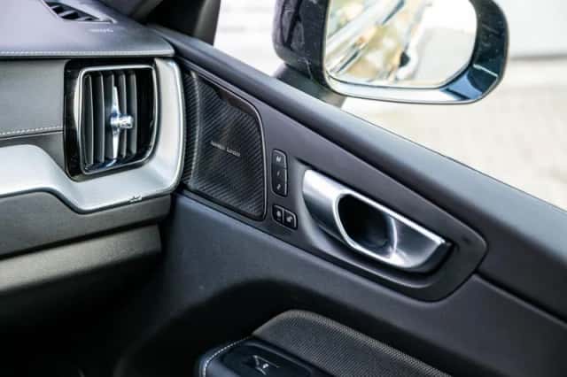 Volvo XC60 (2024) thumbnail 25