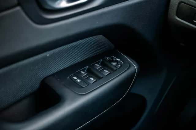 Volvo XC60 (2024) thumbnail 27