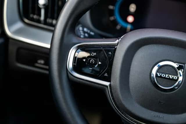 Volvo XC60 (2024) thumbnail 29