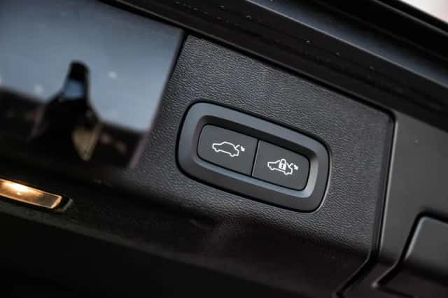 Volvo XC60 (2024) thumbnail 35