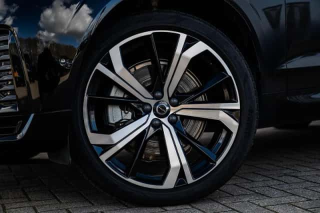 Volvo XC60 (2024) thumbnail 37