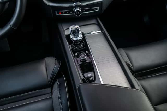 Volvo XC60 (2025) thumbnail 16