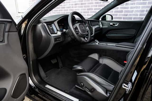 Volvo XC60 (2025) thumbnail 19