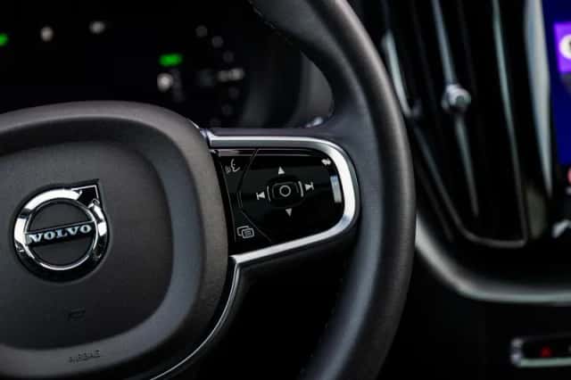 Volvo XC60 (2025) thumbnail 30