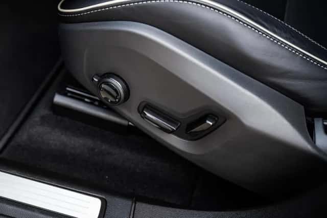Volvo XC60 (2025) thumbnail 9