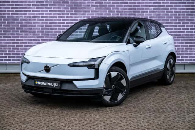 Volvo EX30 (2024) thumbnail 13