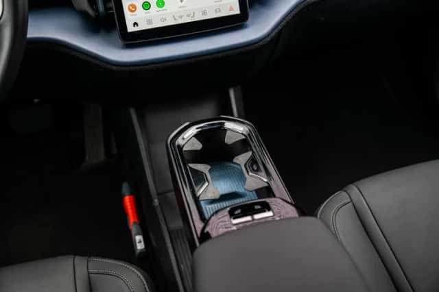 Volvo EX30 (2024) thumbnail 21