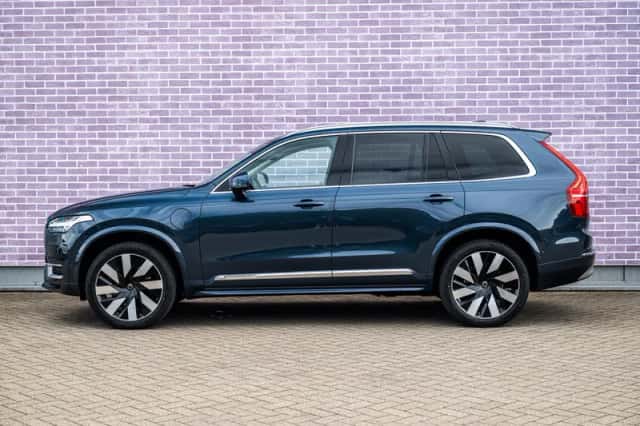 Volvo XC90 (2021) thumbnail 4