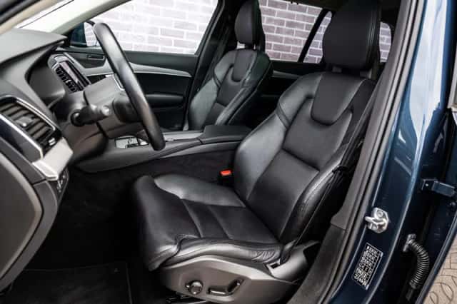 Volvo XC90 (2021) thumbnail 6