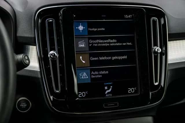 Volvo XC40 (2021) thumbnail 18