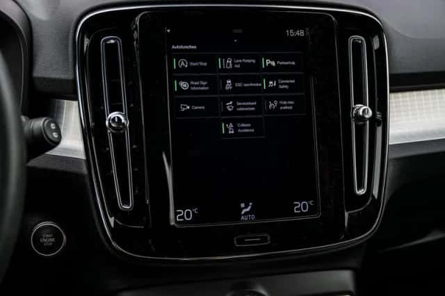 Volvo XC40 (2021) thumbnail 19