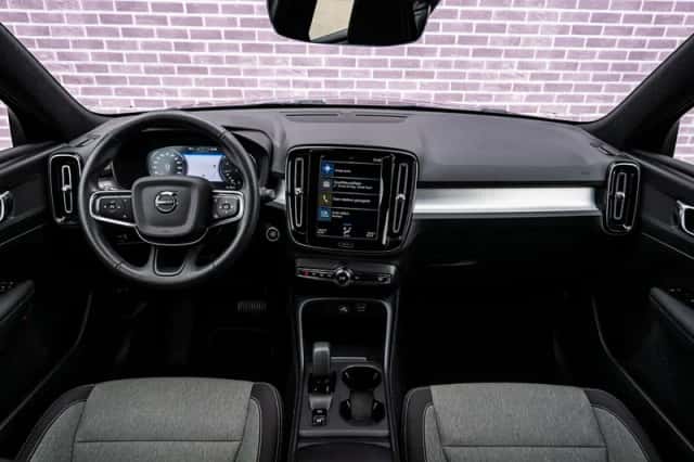 Volvo XC40 (2021) thumbnail 6