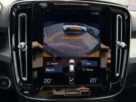Volvo XC40 thumbnail 6