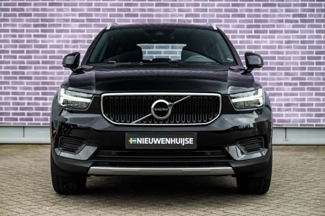 Volvo XC40 (2021) thumbnail 9