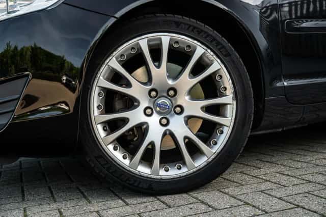 Volvo C70 (2011) thumbnail 28