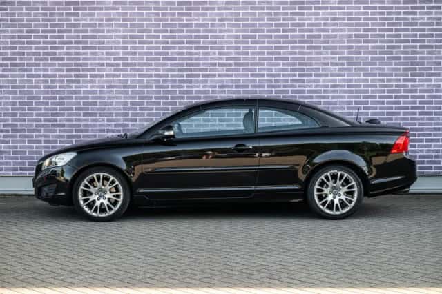 Volvo C70 (2011) thumbnail 5