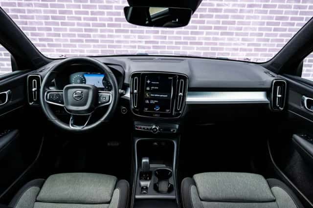 Volvo XC40 (2022) thumbnail 5