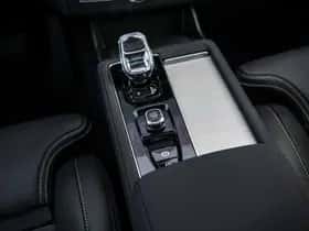 Volvo XC90 thumbnail 25