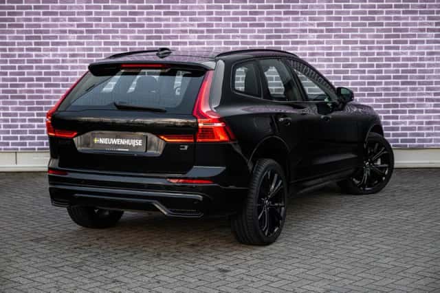 Volvo XC60 (2024) thumbnail 16