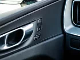 Volvo XC60 thumbnail 25