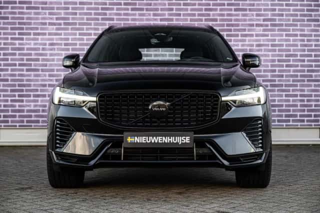 Volvo XC60 (2024) thumbnail 9