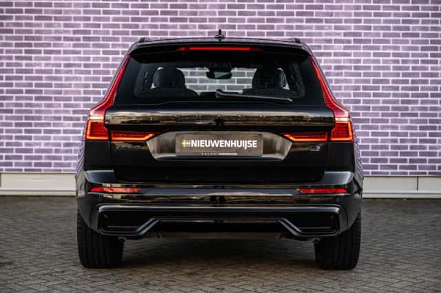 Volvo XC60 (2024) thumbnail 10