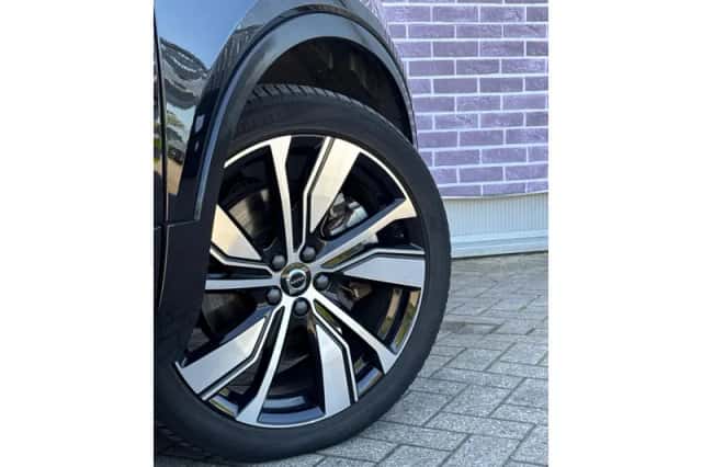 Volvo XC40 (2023) thumbnail 10