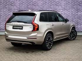 Volvo XC90 thumbnail 18