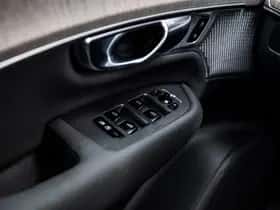 Volvo XC90 thumbnail 27