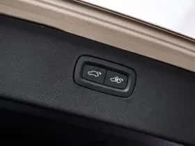 Volvo XC90 thumbnail 36