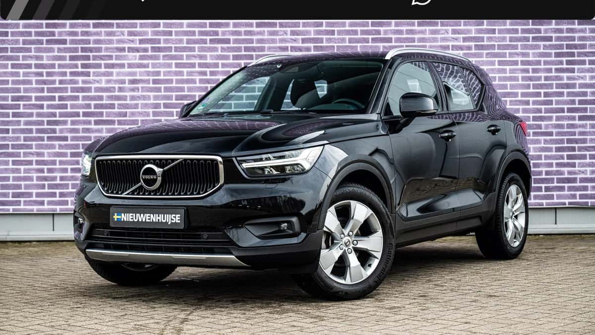 Volvo XC40 — foto 1