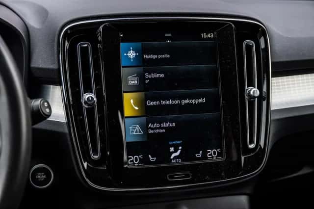 Volvo XC40 (2021) thumbnail 19