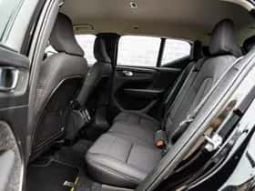 Volvo XC40 thumbnail 9