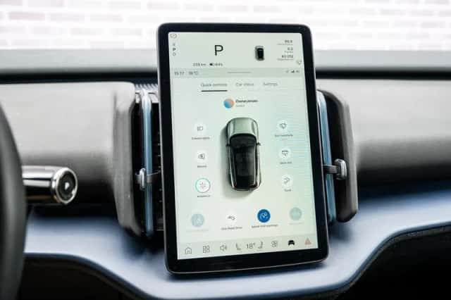 Volvo EX30 (2024) thumbnail 20