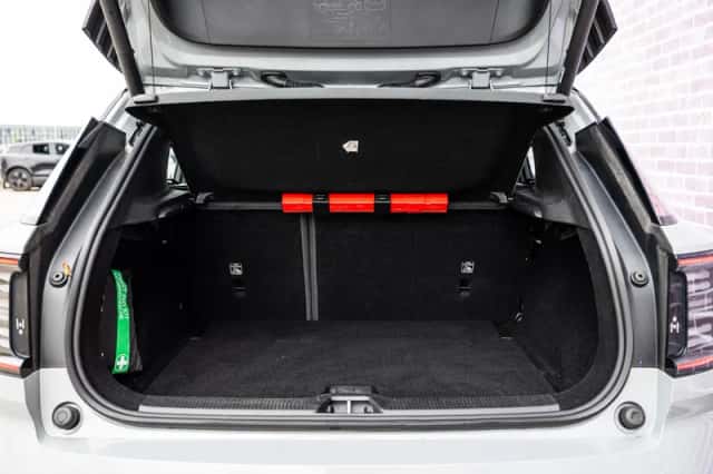 Volvo EX30 (2024) thumbnail 24