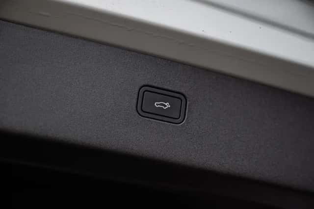 Volvo EX30 (2024) thumbnail 25