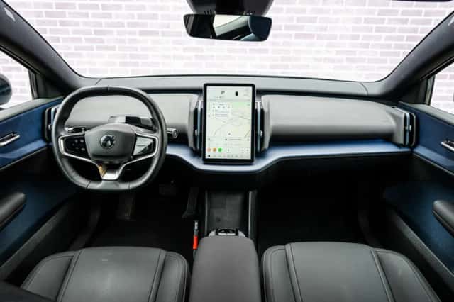 Volvo EX30 (2024) thumbnail 7