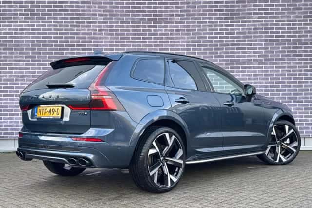 Volvo XC60 (2025) thumbnail 3