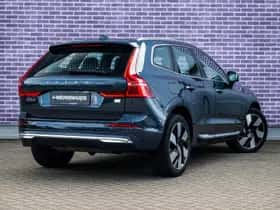 Volvo XC60 thumbnail 3