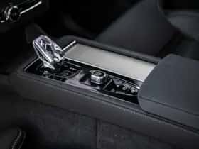 Volvo XC90 thumbnail 32