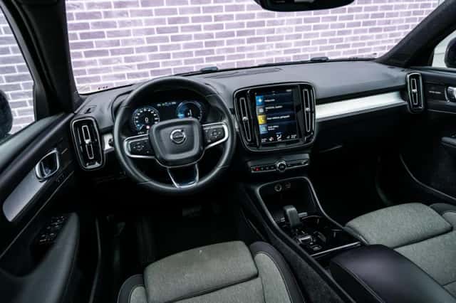 Volvo XC40 (2023) thumbnail 13
