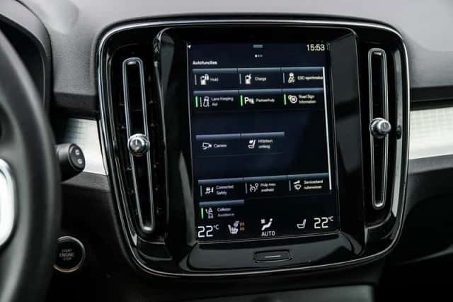 Volvo XC40 (2023) thumbnail 21